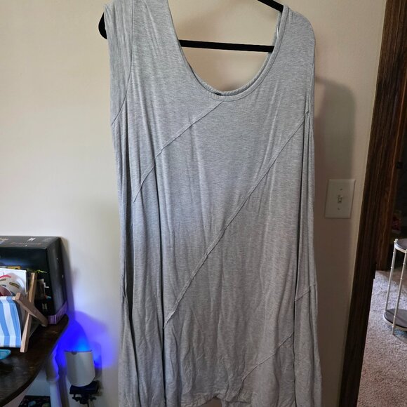 Cupio Dresses & Skirts - Cupio Light Gray Midi Dress